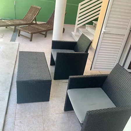 Sala/Quarto Perto Praia E Cidade 招待所