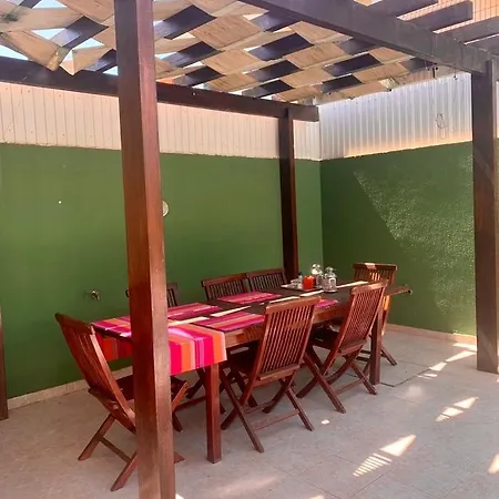 招待所 Sala/Quarto Perto Praia E Cidade *